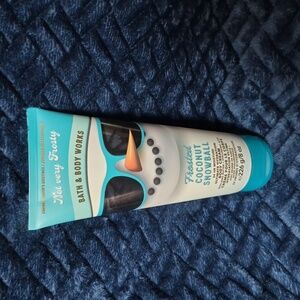 Frosted Coconut Snowball DISCONTINUED Body Cream From Bath & Body Works, New!